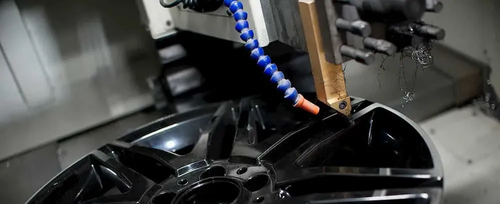 Finition miroir jante